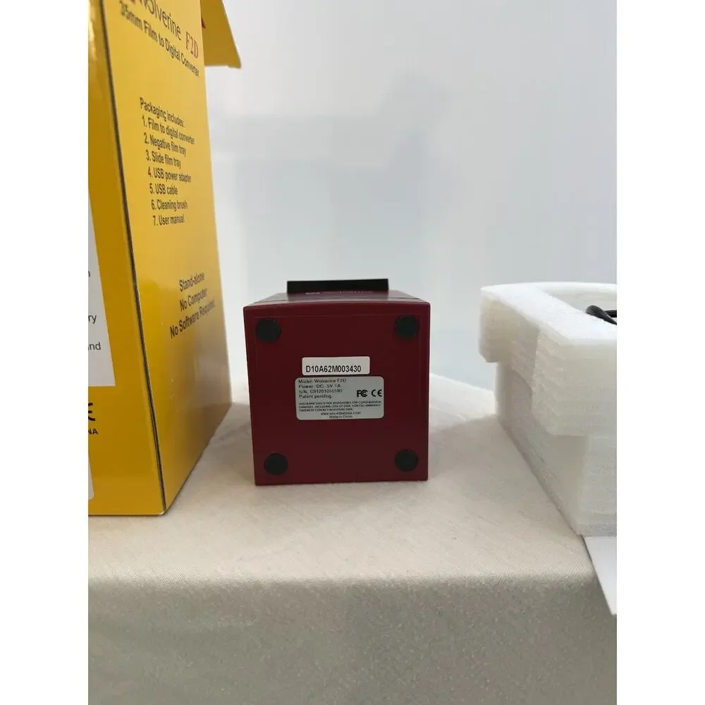 Wolverine F2D 35mm Film to Digital Converter Stand-Alone Sealed Working Order